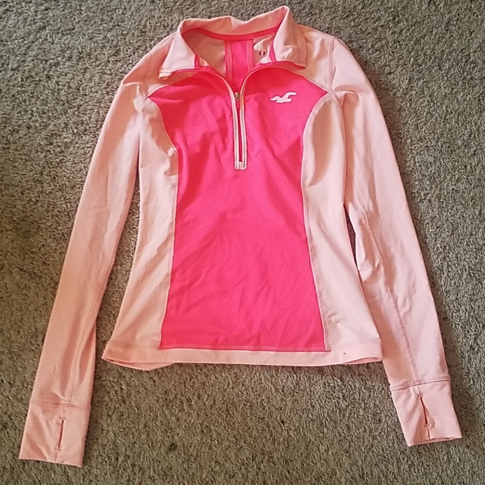 Hollister Sport half-zip!